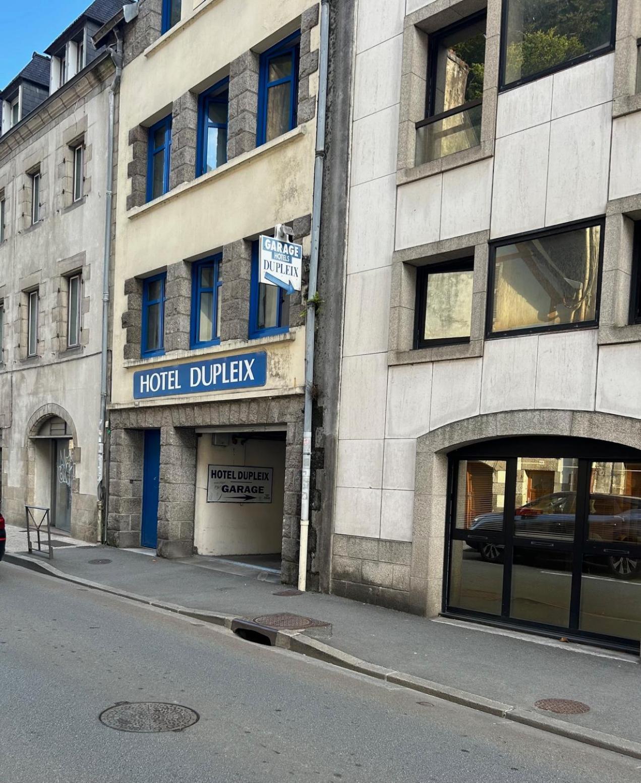 Hotel Dupleix - Hyper Centre - Parking Et Garage Gratuit Кимпер Екстериор снимка